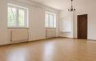 Apartament cu 3 camere în Basarabia - 1