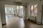 Spațiu comercial, de 70 mp, în Central - 3