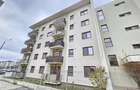 Apartament cu 2 camere decomandat în Tractorul - 1
