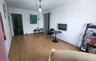 Apartament cu 4 camere semidecomandat în 1 Mai - 2