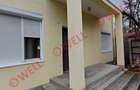 Casă cu 13 camere cu Teren 1098 Mp în Vâlcele - 6
