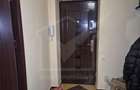 Casă cu 7 camere cu Canalizare în Central - 4