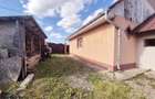 Casa din caramida ?i teren generos, comuna Dobreni - 15