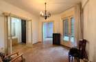 Apartament cu 2 camere decomandat în Calea Victoriei - 1 Apartament cu 2 camere decomandat în Calea Victoriei - 1