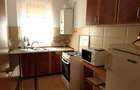 Apartament cu 2 camere decomandat în Tractorul - 1