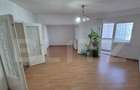 Apartament cu 4 camere decomandat în Central - 1