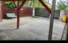 Inchiriez casa la curte dupa cum sa vede este foarte curata - 3