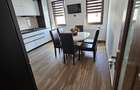 Apartament cu 3 camere decomandat în Tractorul - 7