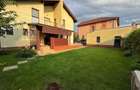 Casă individuală cu 8 camere cu Canalizare în Florești - 2
