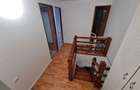 Inchiriez casa cu etaj - 1