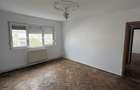 Vand apartament 4 camere zona Dacia