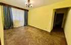 Apartament cu 3 camere semidecomandat în Ostroveni - 1