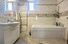 Casă individuală cu 5 camere cu Canalizare în Central - 16
