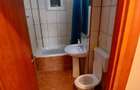 Inchiriez apartament 3 camere zona Policlinica 2 - 2