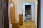Inchiriez apartament cu 2 camere in zona Decebal, strada Doina, etajul 1 - 1