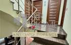 Casă cu 6 camere cu Teren 300 Mp în Albert - 14