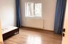 Apartament 3 camere - Etaj 2/4 - Renovat - 2