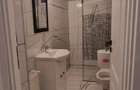 Casă cu 5 camere în Central - 2