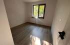 Apartament cu 2 camere decomandat în Fizicienilor - 9