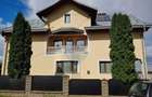 Casă cu 7 camere cu Teren 1200 Mp în Central - 7