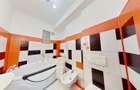 Apartament cu 3 camere circular în Astra - 6