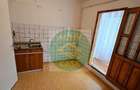 Apartament cu 2 camere decomandat în Roman - 4