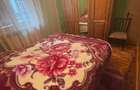 Apartament 4 camere de vanzare zona ?coala 8 - 8