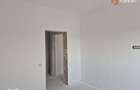 Apartament cu 3 camere la etajul 2 - zona Bucovat - 4