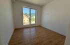BLOC NOU, Str. Brandu?elor Ap. 3 camere+terasa, et. I, loc de parcare