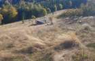 Vand teren cu constructie din lemn,zona baraj FLOROIU VL.DRAGAN,deasupra baraj.acces cu auto teren,teren apt ptr.turism,fotovoltaice,,baza date - 1