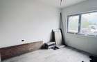 MT263 Duplex 4 camere, de VANZARE, la asfalt, Mosnita Noua, toate utilitatile