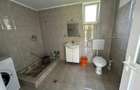 Proprietar vand doua case, teren 2200mp, central - 3