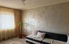 Persoana fizica, inchiriez apartament cu 3 camere - 5