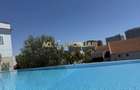 Vila de inchiriat | Unirii | Parcare | 340 mp utili - 1000 mp teren - 2