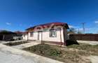Casa parter + anexa cu 880 mp teren in Brosteni Dambovita - 2