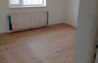 Casă cu 3 camere cu Teren 600 Mp în Central - 1