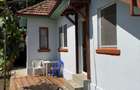 Casa 3 camere + teren 900 mp + garaj | Centrala | Canalizare | 42.000 - 6
