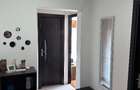 Apartament cu 3 camere decomandat în Cornișa - 2