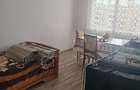 Vand apartament 3 camere situat in Stei Str Andrei Muresanu 1a ap 18.
