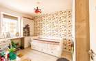 Apartament 3 camere de vanzare, 70 mp, zona Tractorul