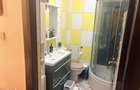 Vand apartament pe 2 niveluri
