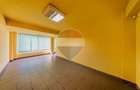Cladire mixta-spatiu comercial 936 mp utili cu teren 1282 mp, Micalaca