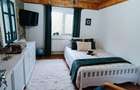Oferta!Vand casa in zona de munte,Corbsori ,jud Arges,tot confortul - 4