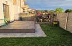 Proprietar ofer spre vanzare jumatate de duplex cu 5 camere in SACALAZ