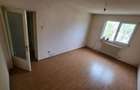 Apartament cu 3 camere semidecomandat în Central - 14