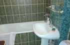 De vanzare apartament 3 camere - 8