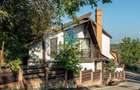 Casă cu 8 camere cu Teren 500 Mp în Sărărie - 1