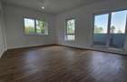 Apartament cu 6 camere decomandat în Olteniței - 2