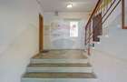 Apartament cu 3 camere decomandat în Tractorul - 21
