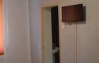 Inchiriere apartament cu trei camere in vila - 8
